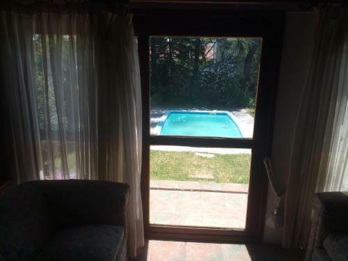 Chalet Con Jardin, Piscina, Parrillero, Pool!