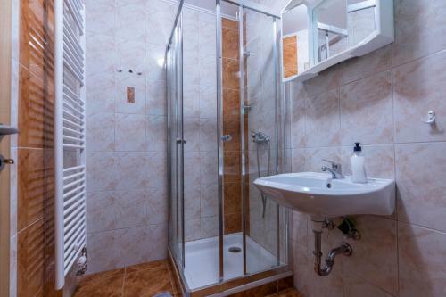 Agroturismo Farmhouse Pri Miklavu