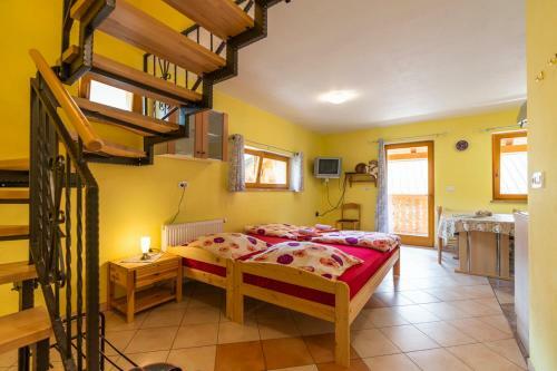 Agroturismo Farmhouse Pri Miklavu