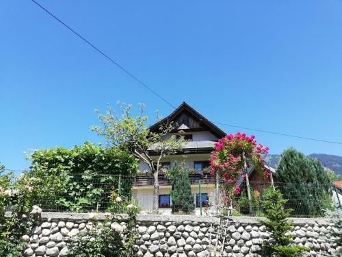 Apartma Pri Bregarju