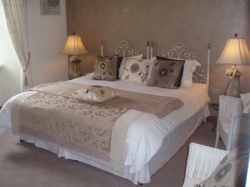 Bed & Breakfast Adniston Manor