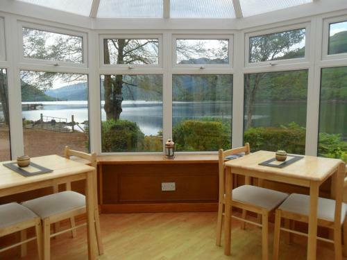 Bed & Breakfast Lochside Guest House