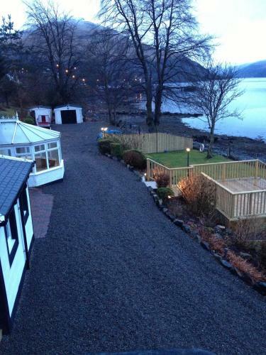 Bed & Breakfast Lochside Guest House