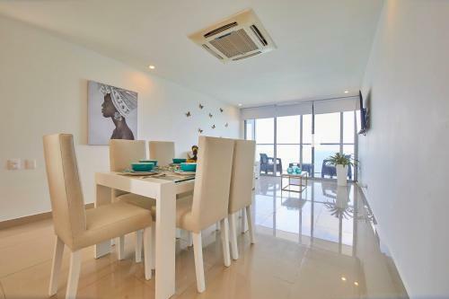 Apartamento Beachfront Paradise With Outstanding Sunset Views