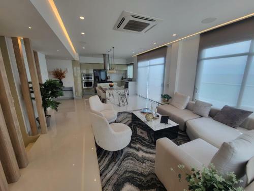 Apartamento Penthouse Duplex Luxury Frente Al Mar