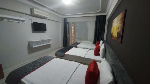 Adal? Hotel & Suites
