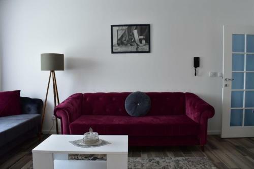 Silver Apartment