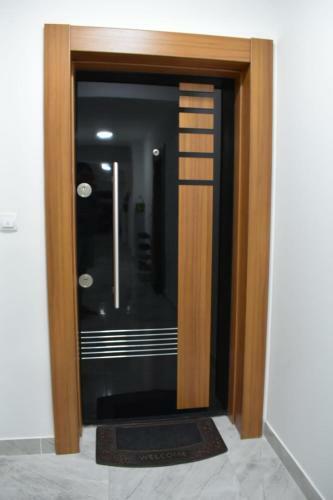 Silver Apartment