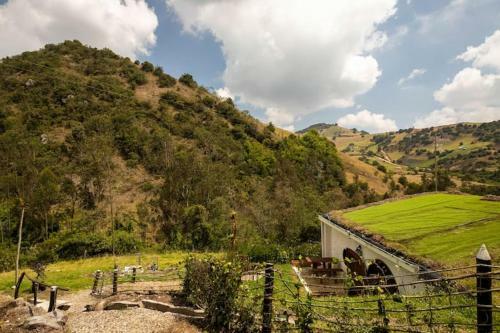 Agroturismo Las Acacias Hobbit House