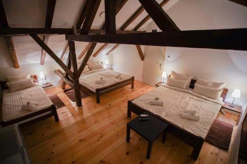 Hostal Epicenter