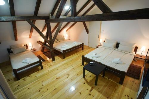 Hostal Epicenter