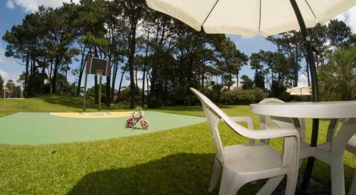 Casa En Complejo Privado Con Parque
