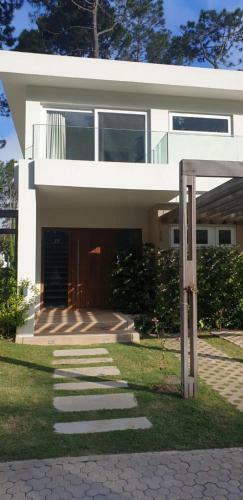 Apartamento Solanas Gardens View Duplex Con Parrilero Y Crystal Beach
