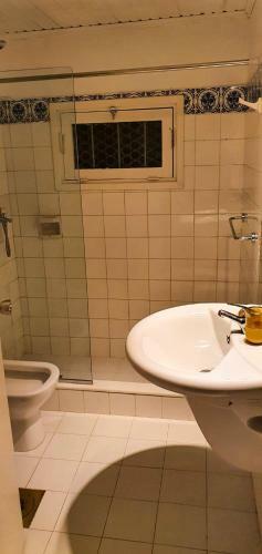 Casa Con Piscina Climatizada Para 8 Personas