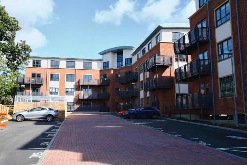 Apartamentos Flexi-lets@wallis Square, Farnborough