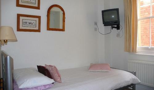 Hostal Colebrook Guest House