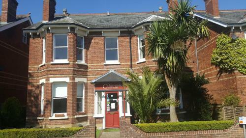 Hostal Colebrook Guest House