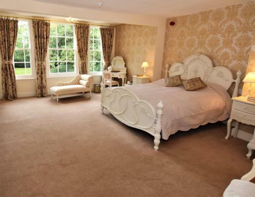 Hotel Woodhall Spa Manor - Stylish Secret Escape