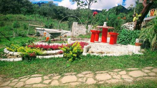 Hostal Makano Lake Caba�as