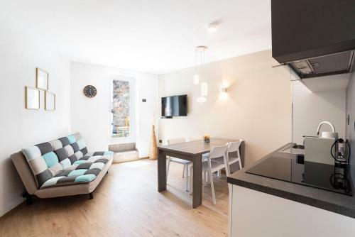 New Apartments Capraria With Private Parking