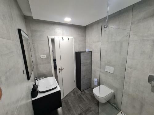 Villa Capris Apartments