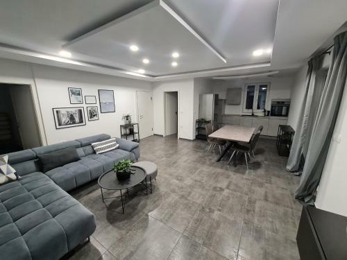 Villa Capris Apartments
