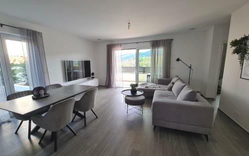 Villa Capris Apartments