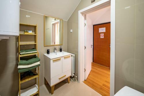 Dali Apartments