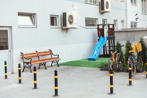 Dali Apartments