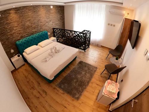 Canti Jacuzzi Apartments