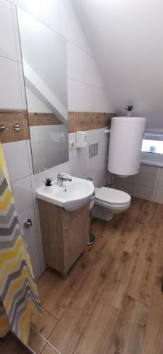 Canti Jacuzzi Apartments
