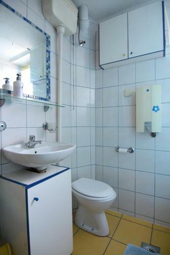 Apartman 3 Sobe - Lokacija Sajam- Bolnica - Stanica