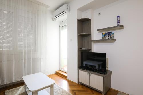 Apartment Promenada 35