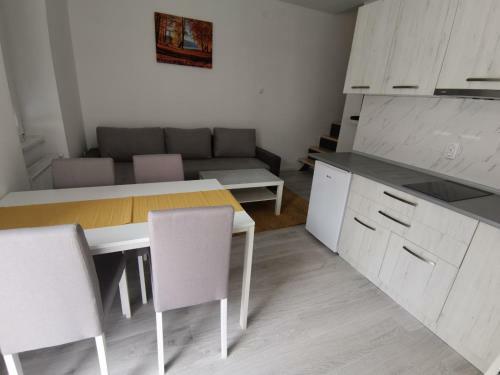 Ris Central Apartments