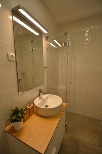 Gemini Apartment 1