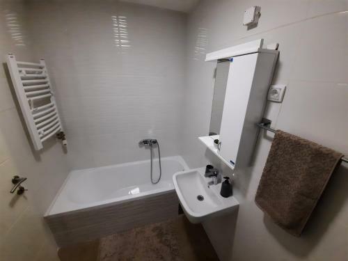 King's Park Apartment II