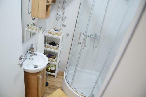Anna Apartment