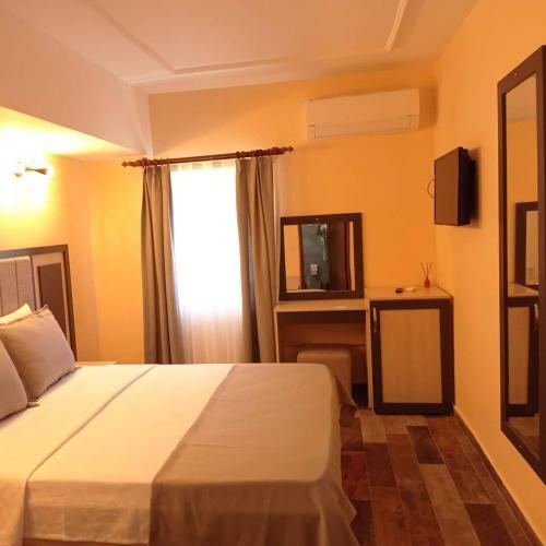 Bed & Breakfast Petit Jardin Butik Otel