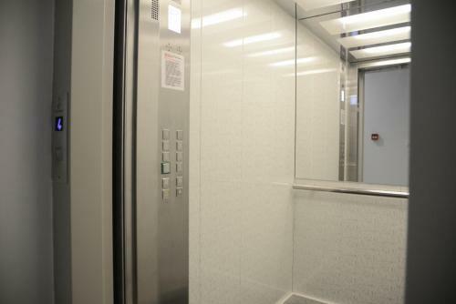 Apartment Dobraya Grey