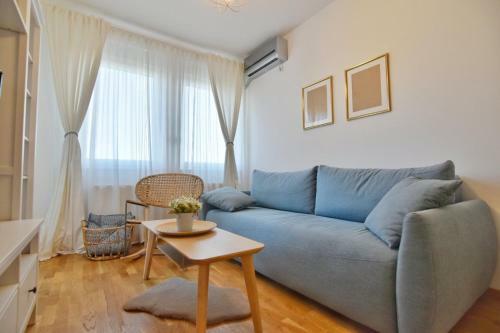 Regina Apartments