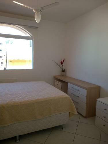 Apartamento Arraial - 3 Quartos (2 Su�tes), 2 Vagas de Garagem
