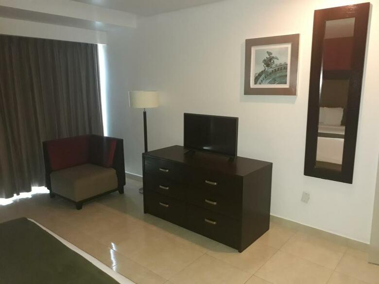 Hotel & Suites Pf