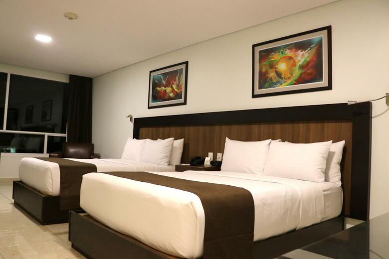 Hotel & Suites Pf