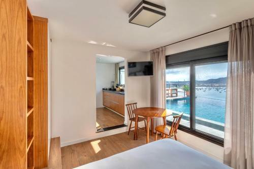 Hostal Ioda Guesthouse