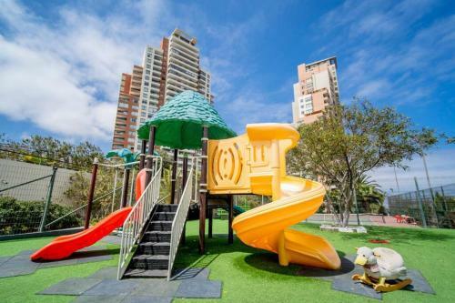 Hermoso Apartamento Con Piscina, �reas Verdes