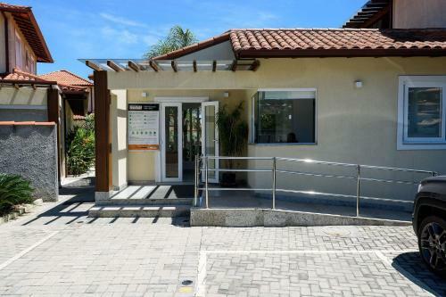 Casa Com 3 Quartos Em Condom�nio 290m Da Praia de Gerib�