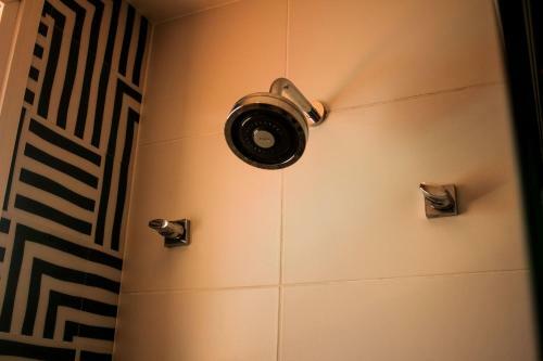 Casa Com 3 Quartos Em Condom�nio 290m Da Praia de Gerib�