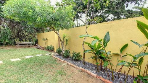 Casa Com Piscina A 200 Metros Do Centro