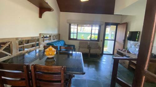 Casa 3 Quartos Gerib� - Perto de Tudo