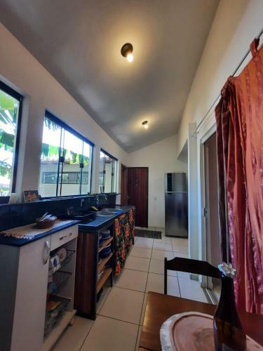 Casa Com Laje Em Manguinhos